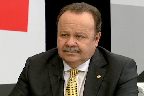  Comissão aprova proposta que impede ultrapassagem de veículos de grande porte em faixas da esquerda