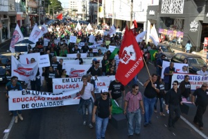 Servidores federais anunciam para dia 23 protestos em todo o Brasil contra medidas fiscais