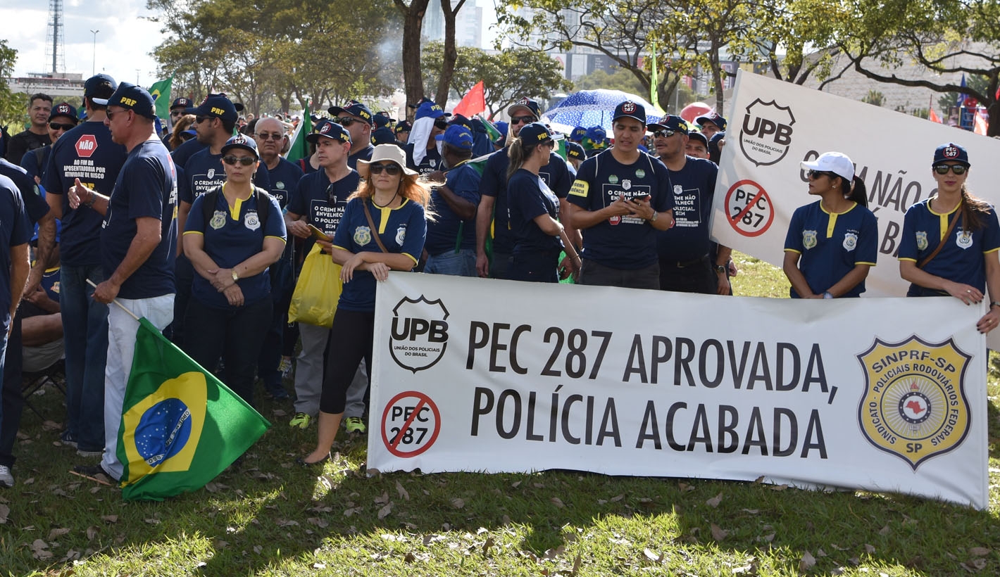 Nota de repúdio: A conta da incompetência do governo não pode ser paga somente pelos servidores públicos!